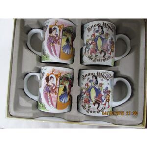 Snow White Disney princess Paul Cardew coffee / tea mugs set of 4 in box England